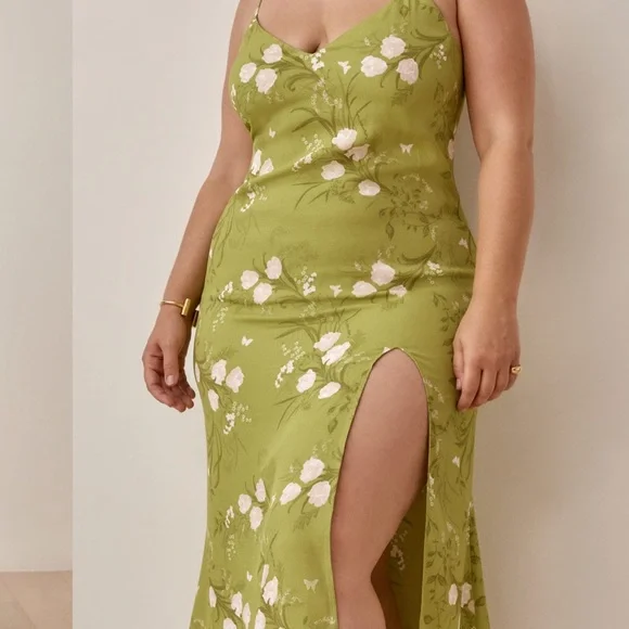 Reformation Crimini Dress, size 6, color Desiree - Picture 4 of 9